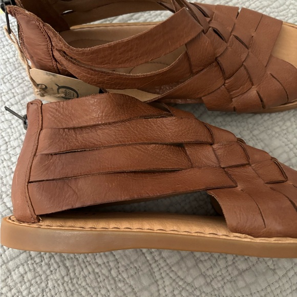 Born Women's Sandals - Brown - Picture 3 of 7